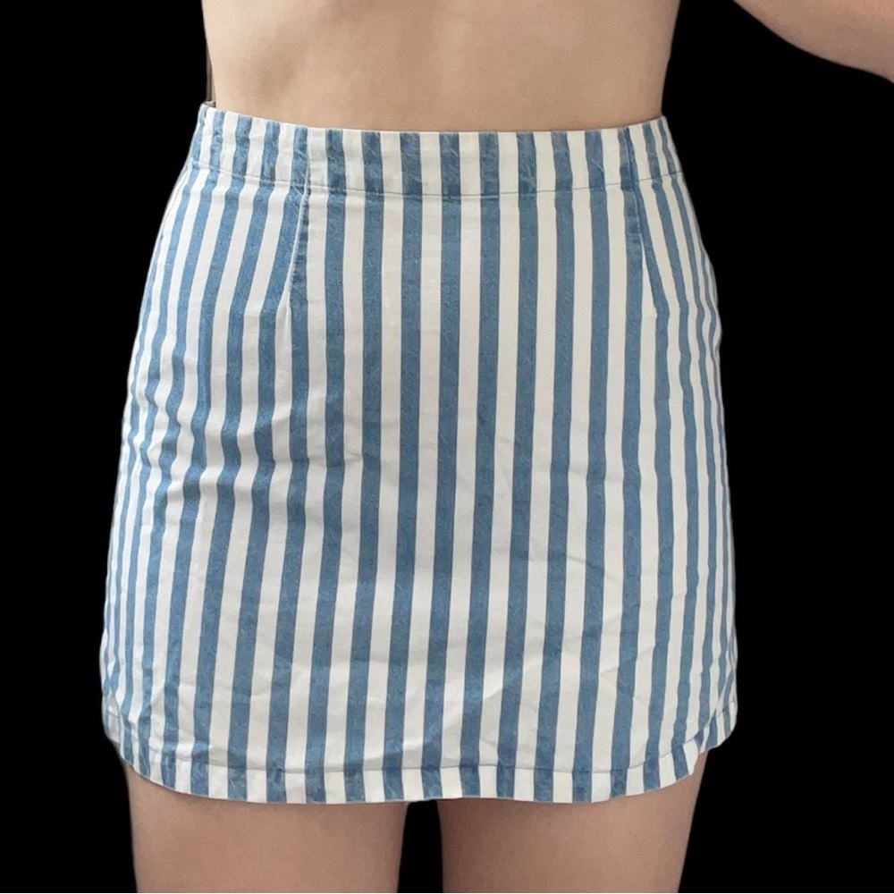 BLUE STRIPE SKIRT 🥏